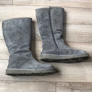 UGG - Excellent condition!